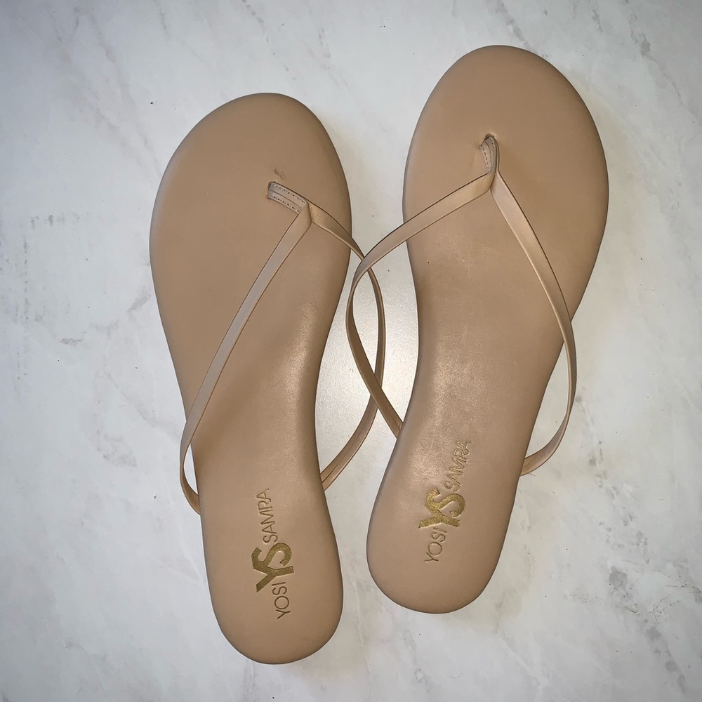Yosi Samra nude flip flops